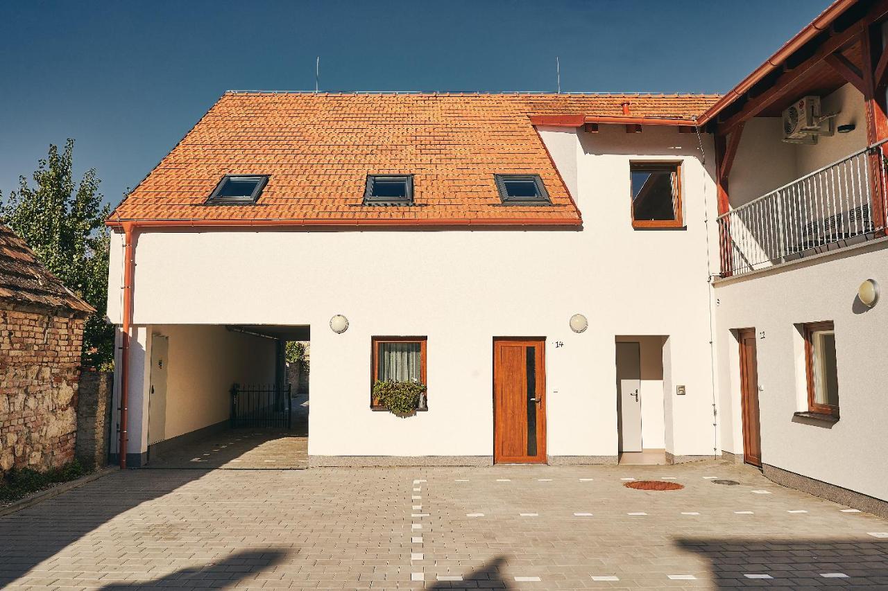 Newstalgie Apartment *